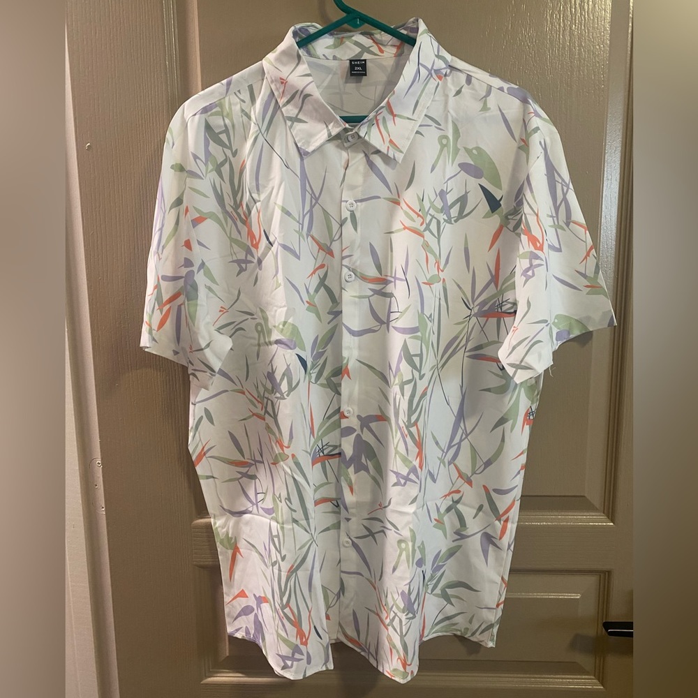 NWOT Men SHEIN Shirt Size 2XL.